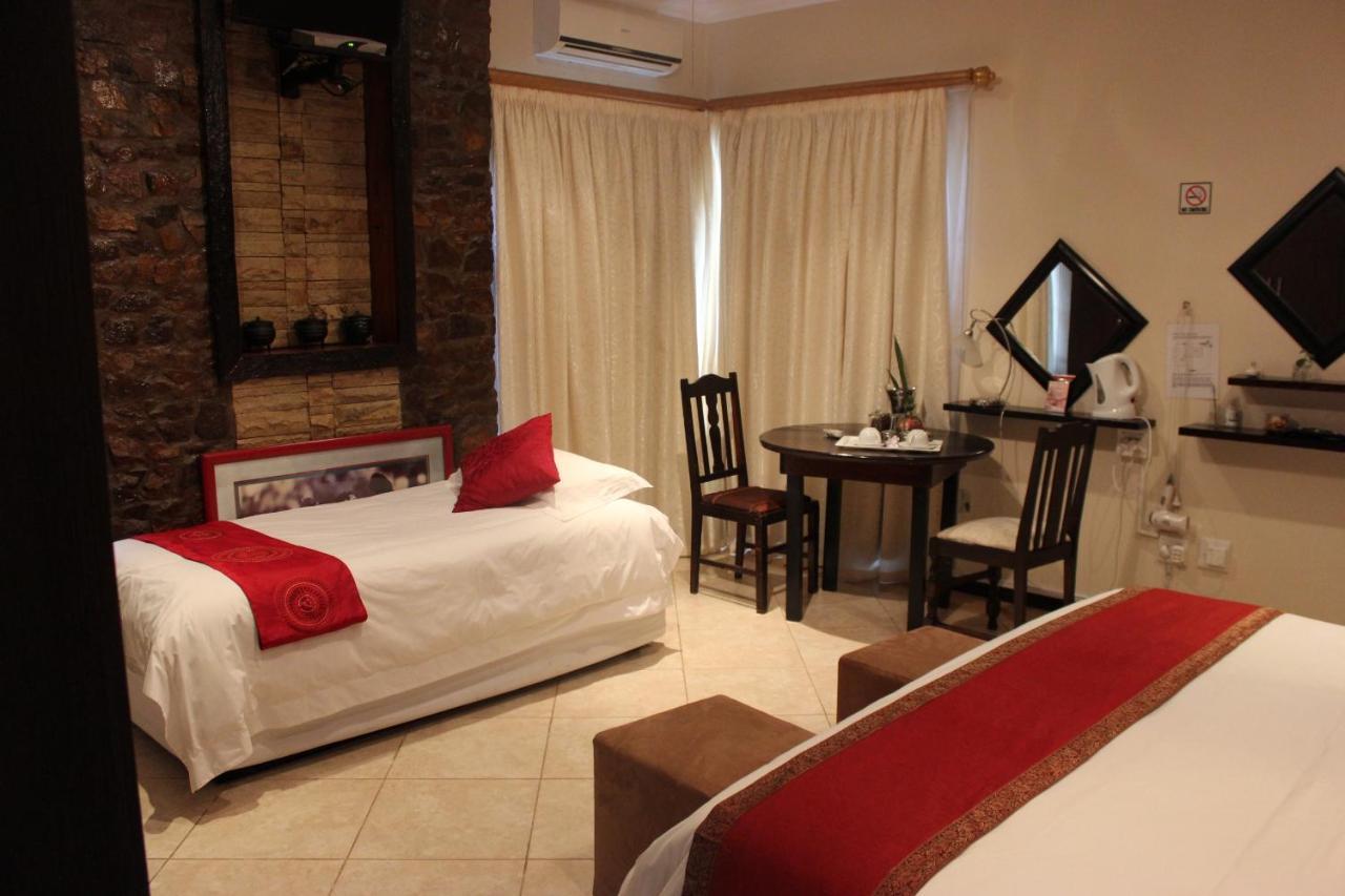 Lumley'S Place Guesthouse Pniel Экстерьер фото